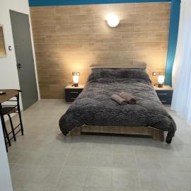 GM 7 ROOMS KENTRO στην καρδιά της πόλης: Larissa şehrinde bir otel