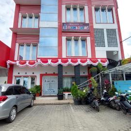 Solok में, होटल Mami Hotel