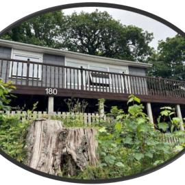 180 River View Cabin – hotel w mieście Caeathro