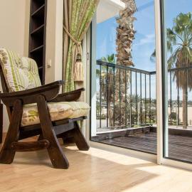 Spacious BeachView Condo Marina - Families Only – hotel w mieście Agadir