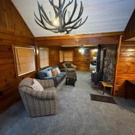 Crest Lodge Historic Mountain Inn, hotell i Crestline
