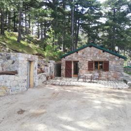 Casa Jeromine, hotel in Quenza