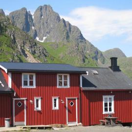 Naustplassen Rorbuer, hotel en Ballstad