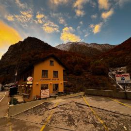 Pension Bellevue Gondo, hotel en Gondo