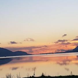 Fort William loft on shore front with amazing views, hotel en Caol