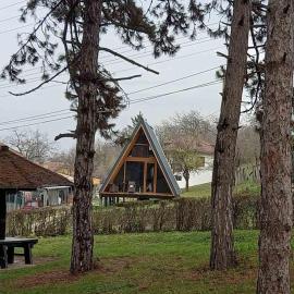 Vip Villa Jagodina - Jakuzzi is free - Private parking is free - Beautiful view of nature, khách sạn ở Jagodina