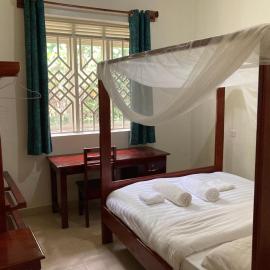 Bwindi Guest House, hotel a Kinkizi