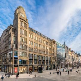 Crown Palace Apartments by Adrez, hotel in Prague