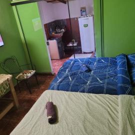 Apartamento Monoambiente a 15 min del Aeropuerto zona Shopping Mariano