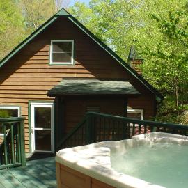 Roaring Creek, Hotel in Todd