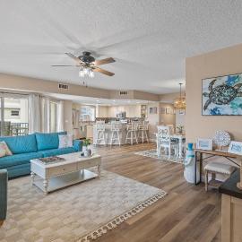 Oceanwalk 1-401, hotel i New Smyrna Beach