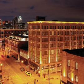 Covington में, होटल Hotel Covington Cincinnati Riverfront