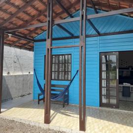 Casa Azul aconchegante, próx. a praia, Wi-Fi 300mb