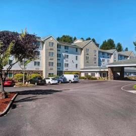 Country Inn & Suites by Radisson, Portland International Airport, OR, готель у Портленді