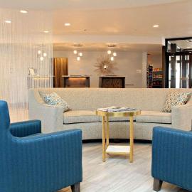 Plaza Hotel Denver Central，丹佛的飯店