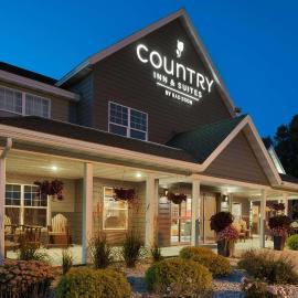 Country Inn & Suites by Radisson, Decorah, IA, hótel í Decorah