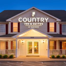 Country Inn & Suites by Radisson, Nevada, MO, hotel v mestu Nevada