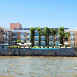 Radisson Hotel Colonia del Sacramento, מלון בקולוניה דל סקרמנטו
