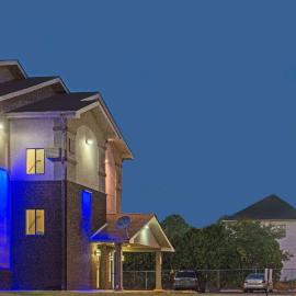Super 8 by Wyndham New Castle, hotel sa New Castle