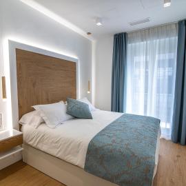 MQ Suites Veronica, hotel in Valdepeñas