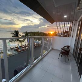 Guesthouse With Seaview Anekayangan Tawau Guesthouse, hotel in Tawau