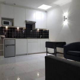 Contemporary ground flr maisonette- Entire place