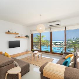 Penthouse with an amazing view at Sun Valley, hotel a Ayios Yeoryios