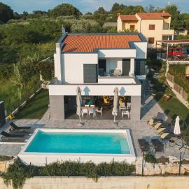 Villa Boiky - private pool and amazing sea view, Istria