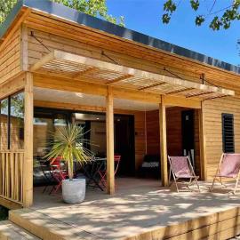 Cottage La Petite Bauloise - Piscine sous dôme - Parking, hotel in Guérande