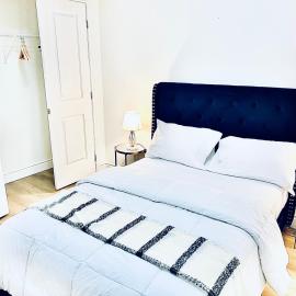 LaVida Exclusive Guest House (Rm #3), hotel in London