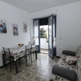 Appartamenti Su Senori: SantʼAntìoco şehrinde bir otel