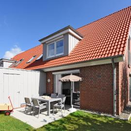 Ferienhaus Goldbutt - Uns Huus an t Küst, hotel in Bensersiel