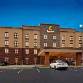 Comfort Suites Nashville near Percy Priest Lake