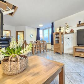 Ferienhaus Backbord im Bootshaus, Hotel in Neßmersiel