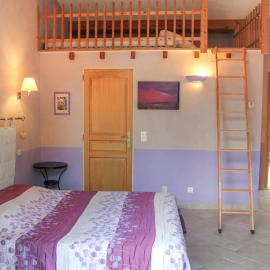 Chambres d'Hôtes Carpe Diem – hotel w mieście Callian