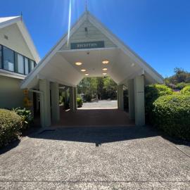 Poppies Lakeview Terrace - 2 Bedroom, Hotel in Cams Wharf