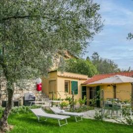 Agriturismo Villa Anna, хотел в Сесто Фиорентино