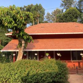 Coorg klusters estate stay, hotel in Virajpet
