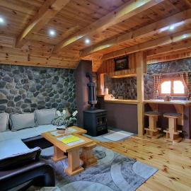 Stone Lodge 1, hotel di Kolasin