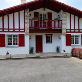 Chambre chez l'habitant, ξενοδοχείο σε Hasparren