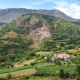 VILA DISHA, hotel in Tirana
