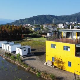 嵐羽蒔光, hotel u gradu Juanšan