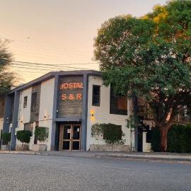 HOSTAL SyR Calama, hotel in Calama