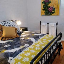 Pips on Mitchell - Beautiful Historic Apartment