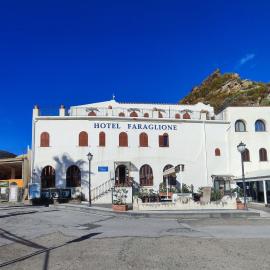 Hotel Faraglione，武爾卡諾島的飯店
