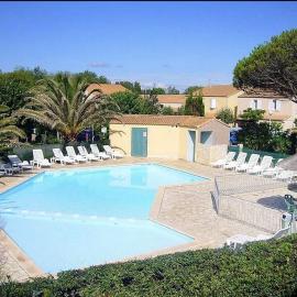 Maisonnette les Marines d'Helios T2 cabine, hotel in Marseillan