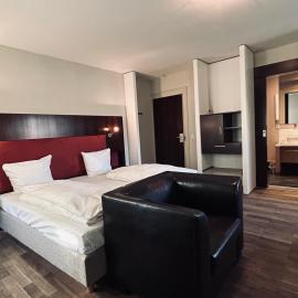 Hotel BRASSERIE, hotel v Erlangnu