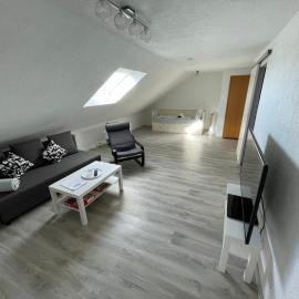 Moderne gemütliche 2-Zimmer Wohnung Stuttgart Bad-Cannstatt, hotel u Štutgartu