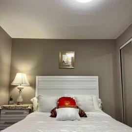 West Edmonton Perle Palace, hotel u gradu Edmonton