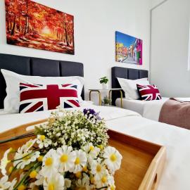 7 Guest Chill 3 Room Koi Kinrara Suite, IOI Puchong, Bukit Jalil Pavilion, Bukit Jalil Stadium, Sunway Pyramid, Sunway Lagoon